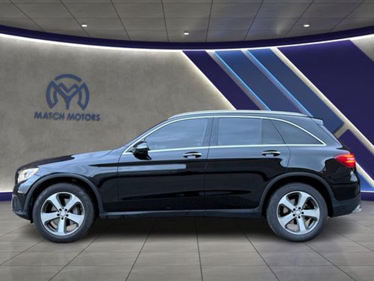 2017 Mercedes-Benz GLC-Class GLC 300 Photo