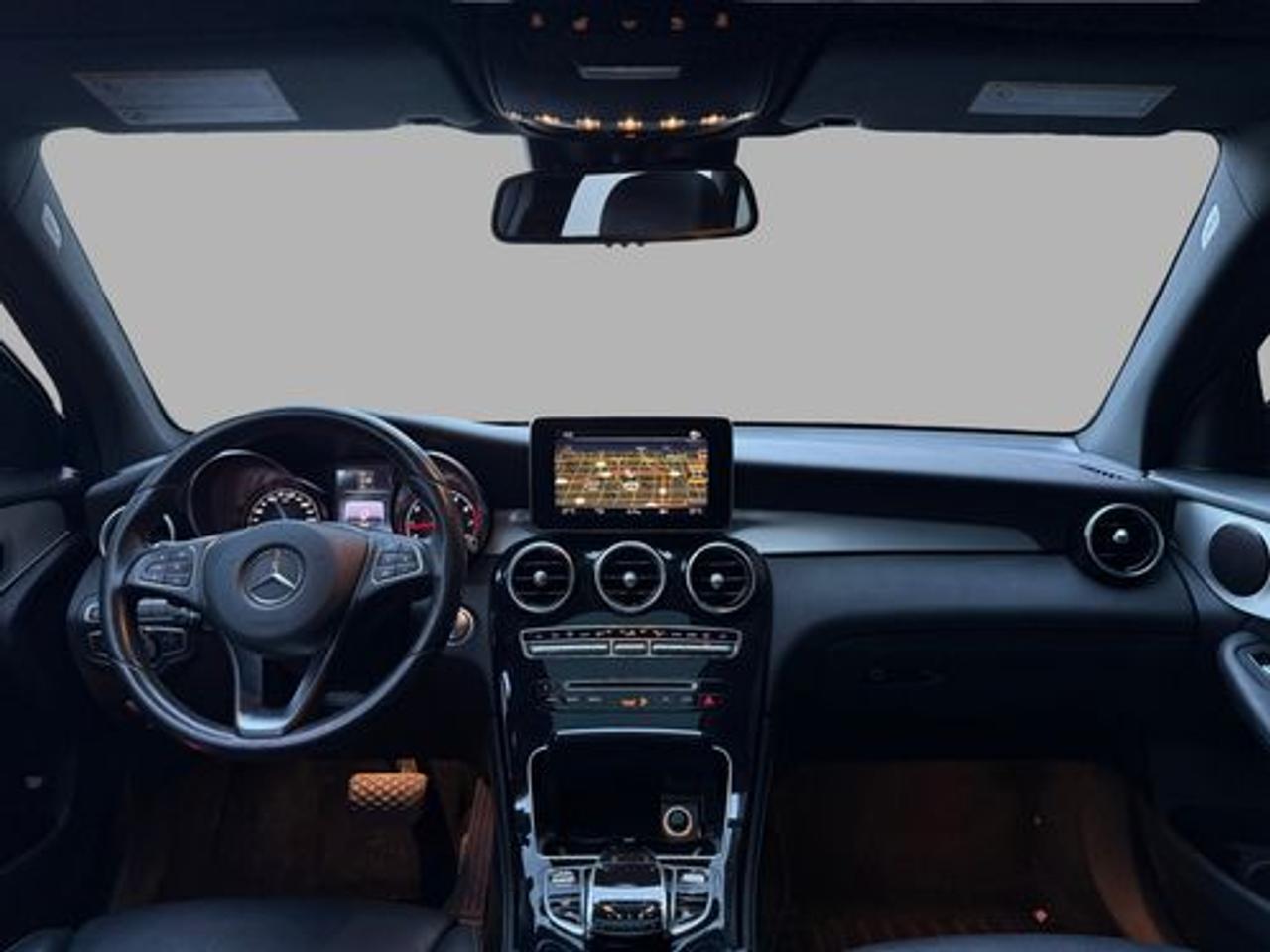 2017 Mercedes-Benz GLC-Class GLC 300 Photo