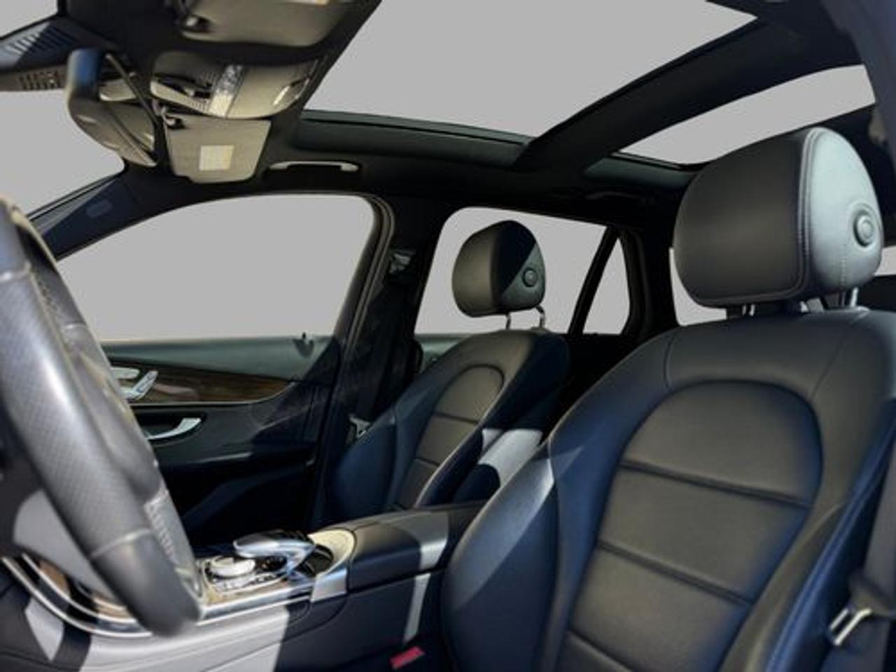 2018 Mercedes-Benz GLC-Class GLC 300 Photo