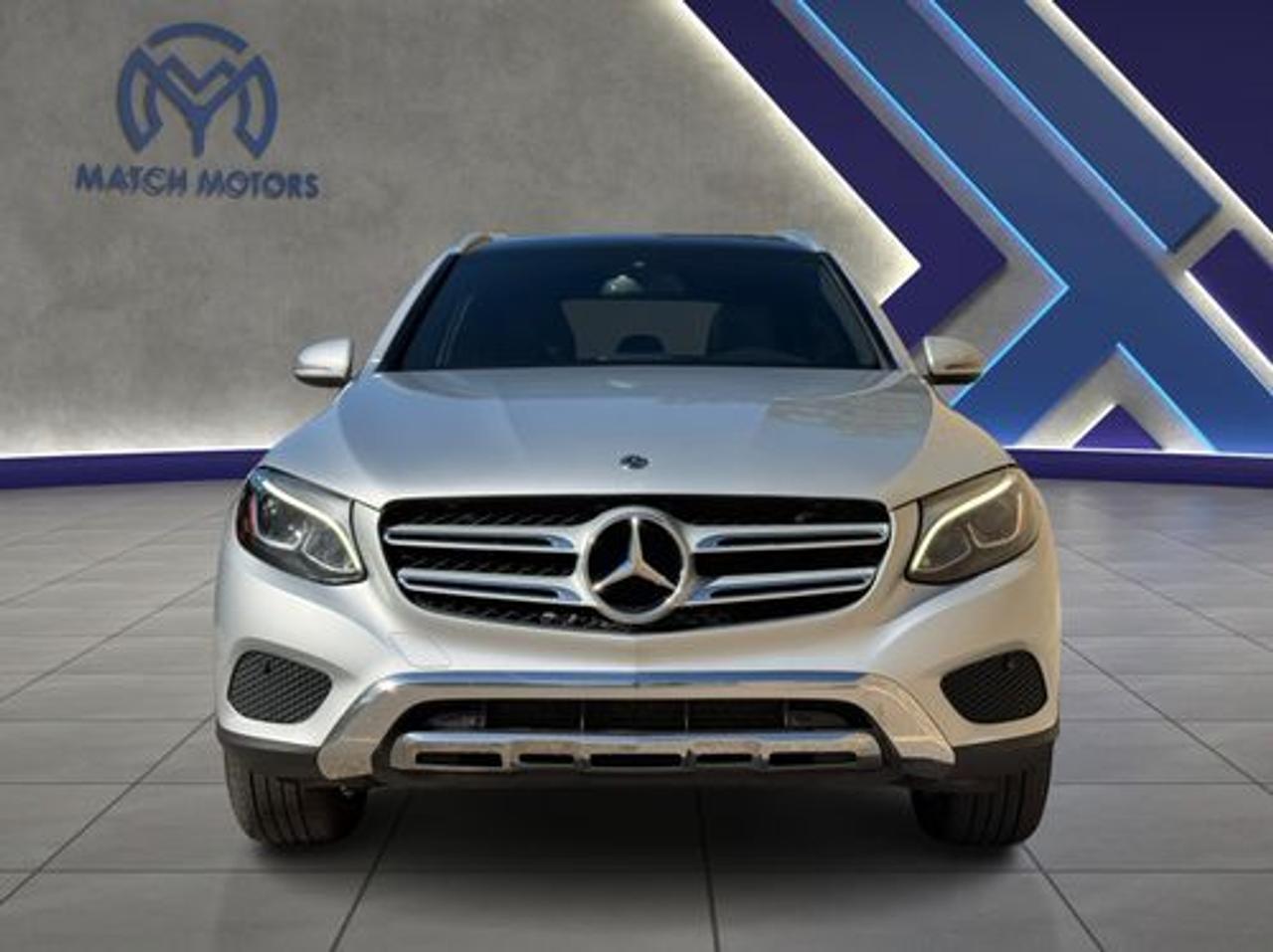 2018 Mercedes-Benz GLC-Class GLC 300 Photo