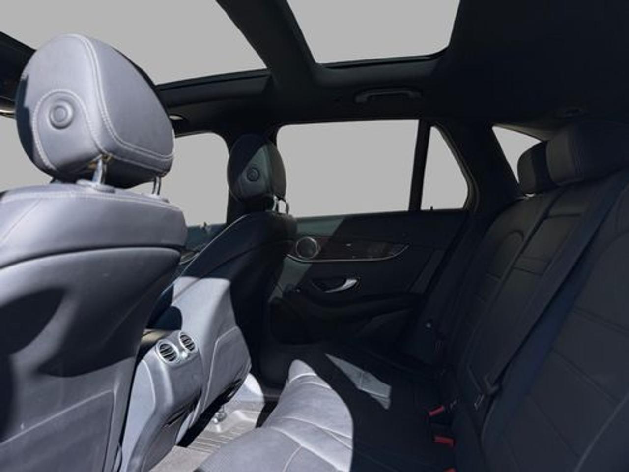 2018 Mercedes-Benz GLC-Class GLC 300 Photo