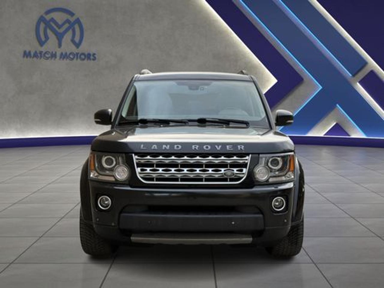 2016 Land Rover LR4 7 Passenger Photo
