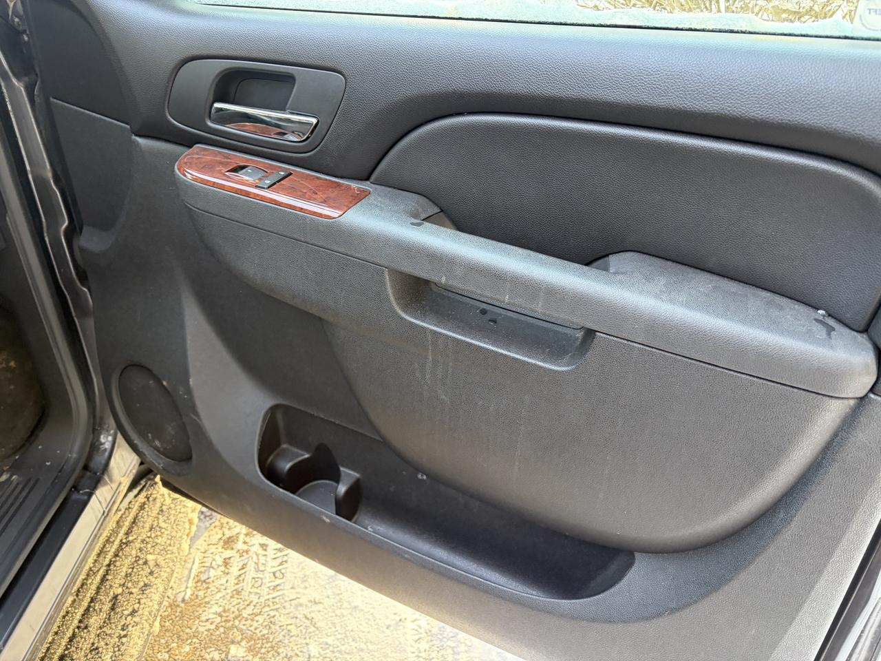 2010 GMC Yukon SLT Photo