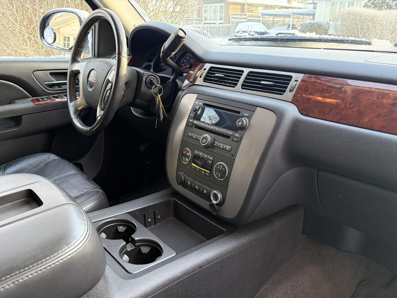 2010 GMC Yukon SLT Photo