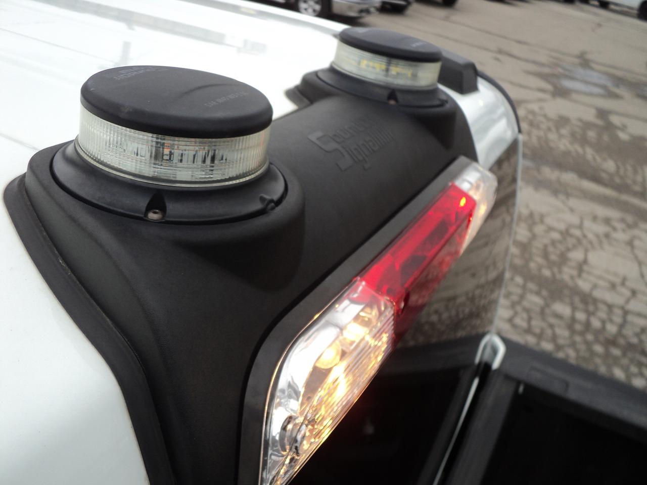 2022 Ford SUPER DUTY F-350 SRW XL SuperCab 4WD 6.7L8cylDiesel 6.75' Box BackUpCam Photo