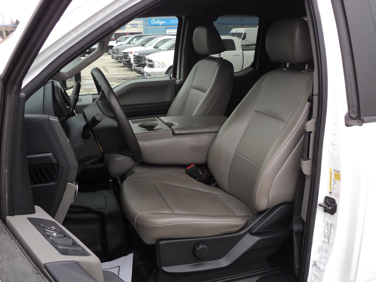 2022 Ford SUPER DUTY F-350 SRW XL SuperCab 4WD 6.7L8cylDiesel 6.75' Box BackUpCam Photo