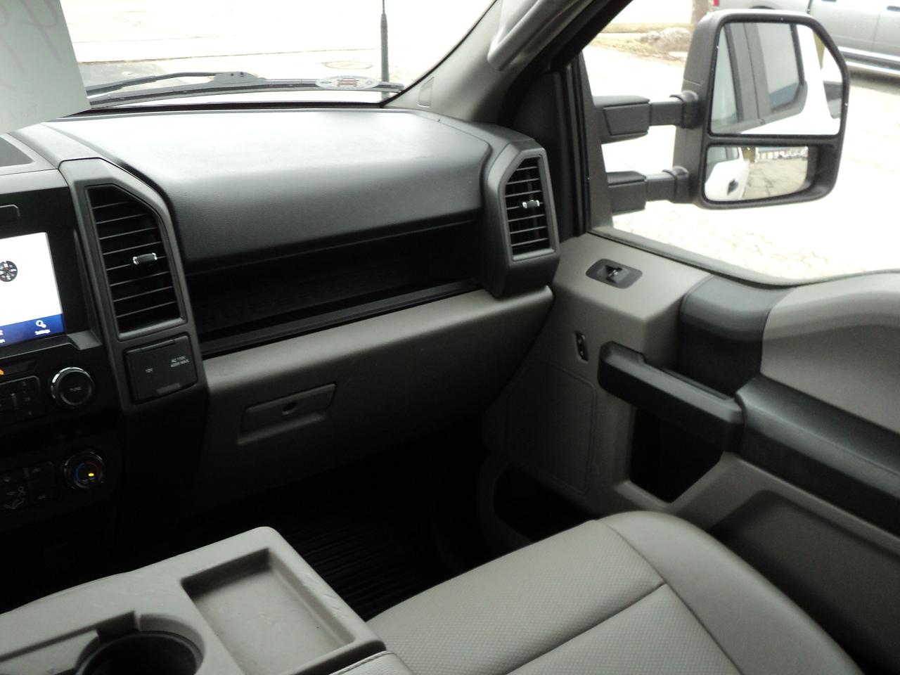 2022 Ford SUPER DUTY F-350 SRW XL SuperCab 4WD 6.7L8cylDiesel 6.75' Box BackUpCam Photo