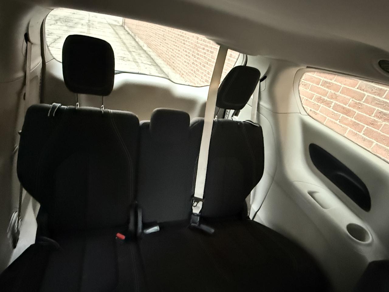 2022 Chrysler Grand Caravan SXT Photo