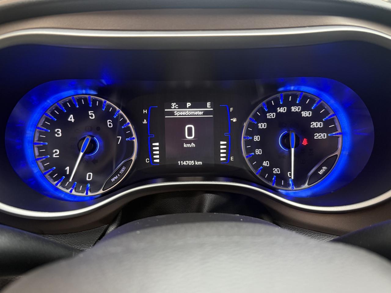 2022 Chrysler Grand Caravan SXT Photo