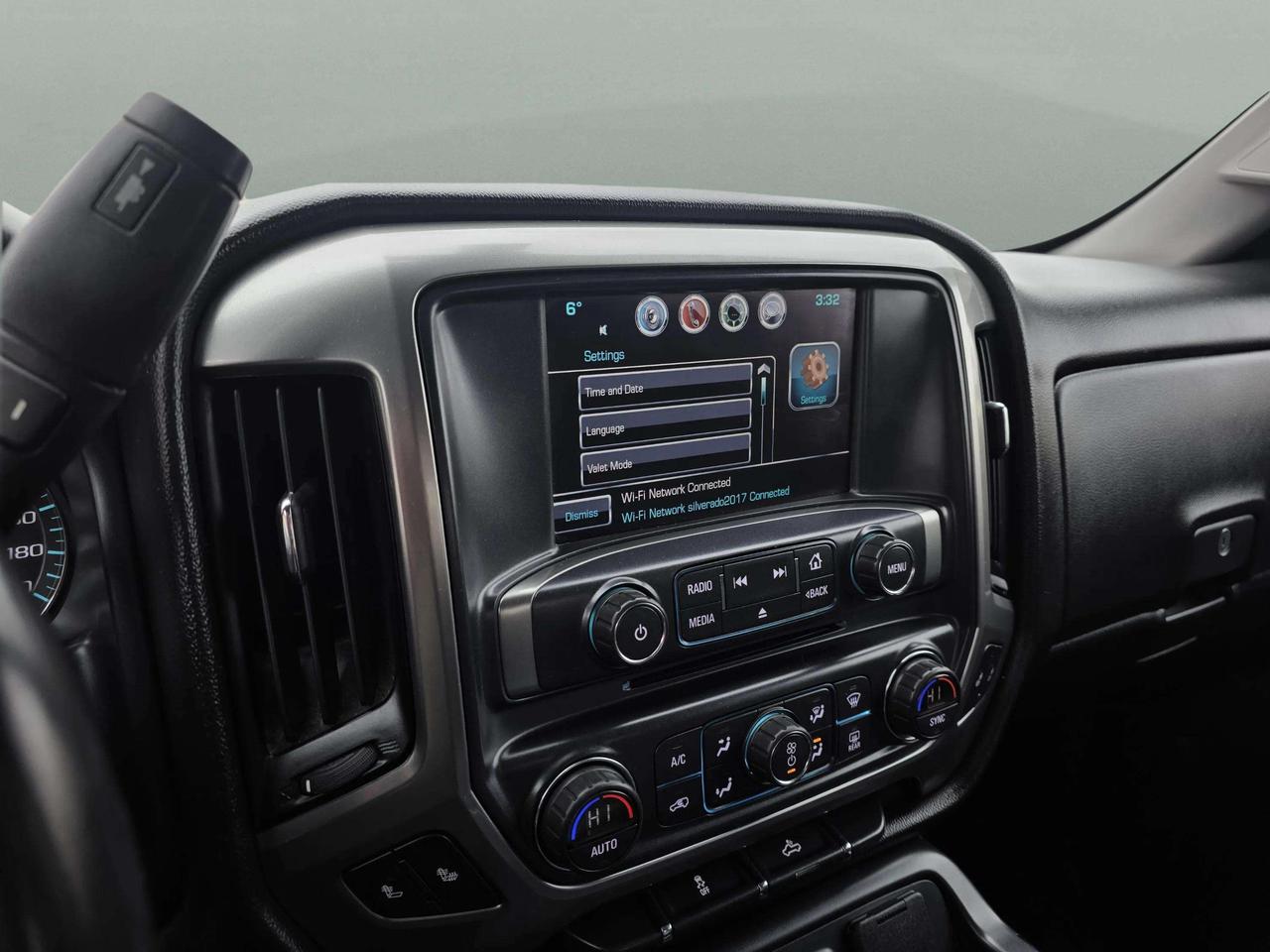 2017 Chevrolet Silverado 1500 4WD CREW CAB 153.0" LT W/1LT Photo