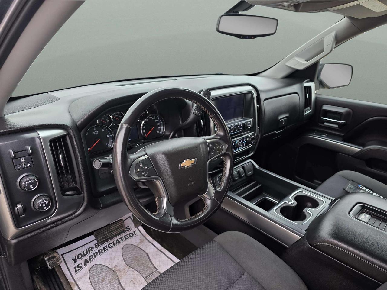 2017 Chevrolet Silverado 1500 4WD CREW CAB 153.0" LT W/1LT Photo