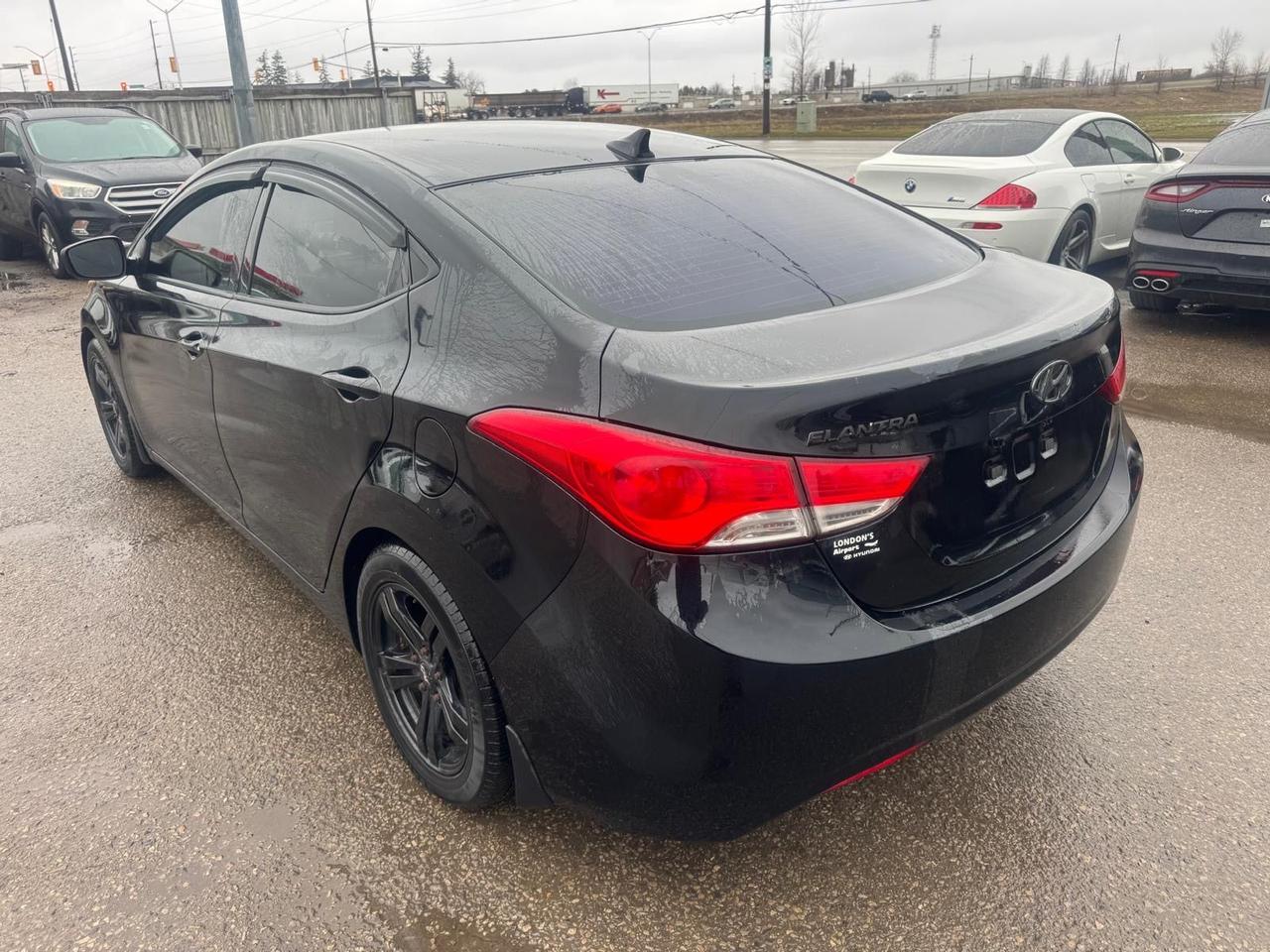 2013 Hyundai Elantra GL, MANUAL, RUNS WELL, ALLOYS, ONLY 190KMS, CERT Photo2