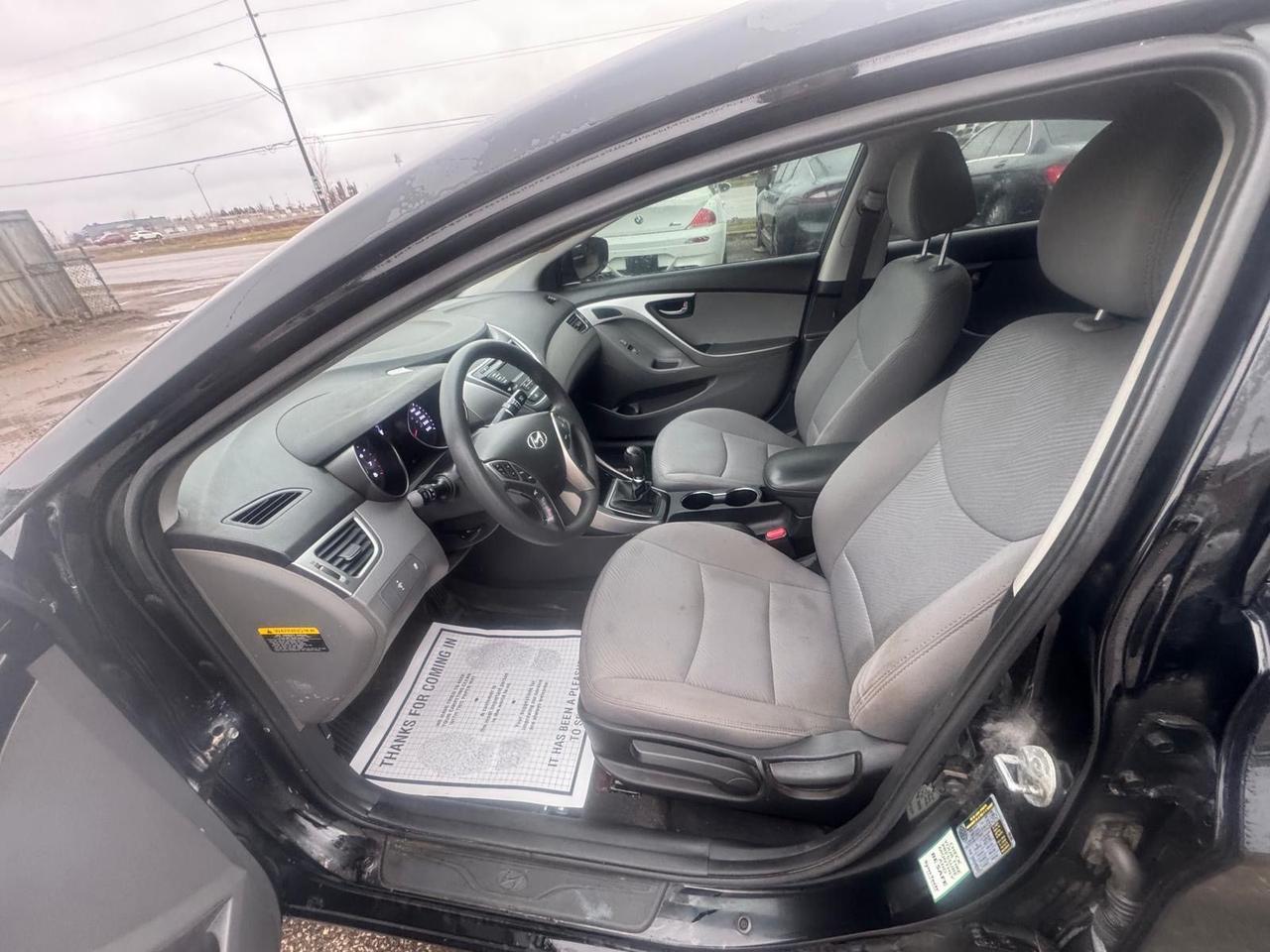 2013 Hyundai Elantra GL, MANUAL, RUNS WELL, ALLOYS, ONLY 190KMS, CERT Photo