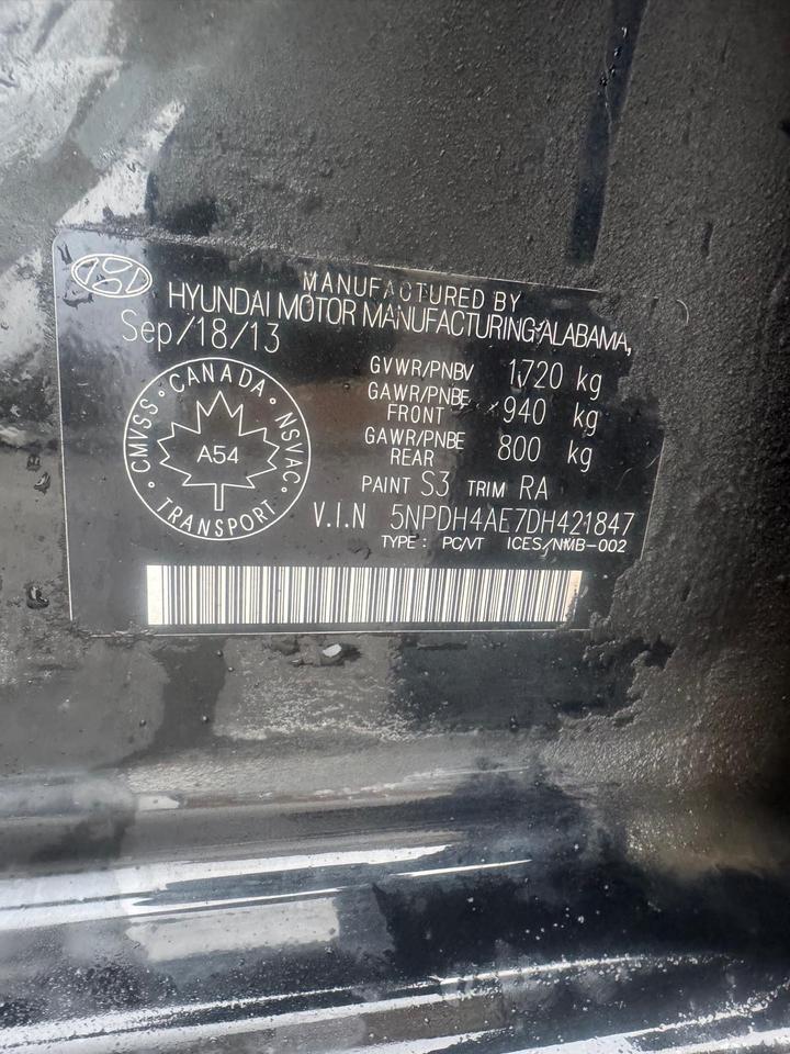 2013 Hyundai Elantra GL, MANUAL, RUNS WELL, ALLOYS, ONLY 190KMS, CERT Photo