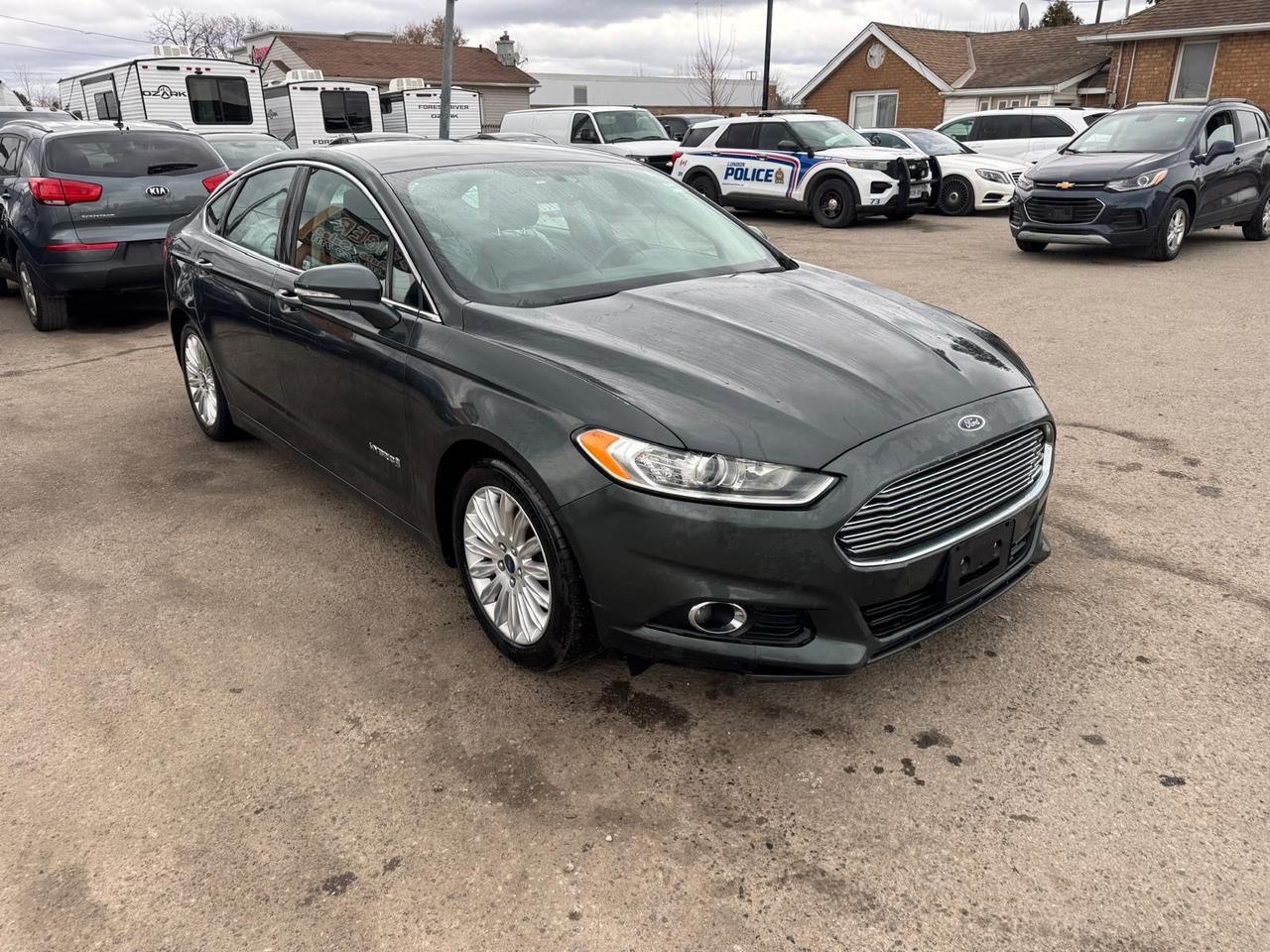 2015 Ford Fusion SE Hybrid, ONE OWNER, NO ACCIDENT, WELL MAINTAINED Photo