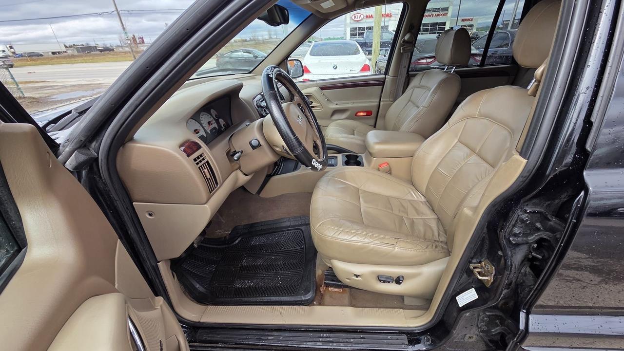 2001 Jeep Grand Cherokee LIMITED, V8, LOW KMS, ONLY 54,000KMS, CERTIFIED Photo