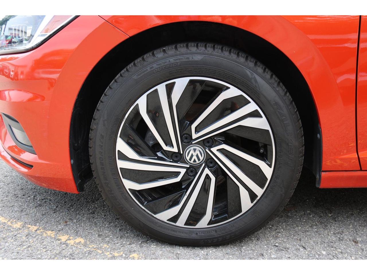 2020 Volkswagen Jetta Execline Photo2