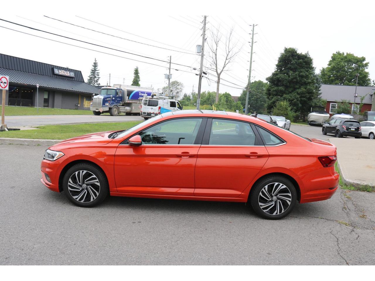 2020 Volkswagen Jetta Execline Photo