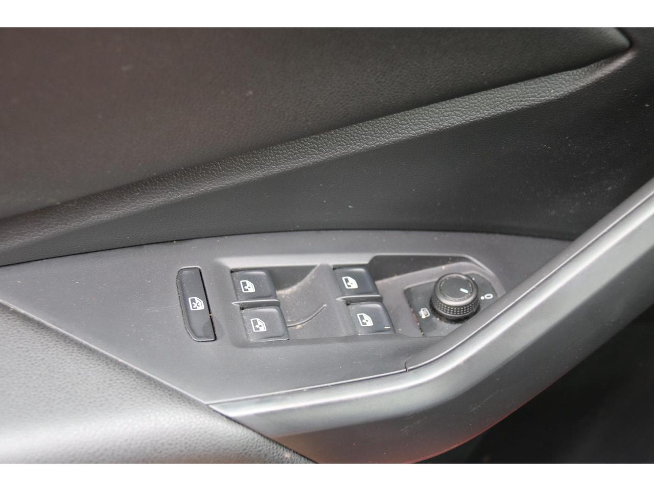 2020 Volkswagen Jetta Execline Photo