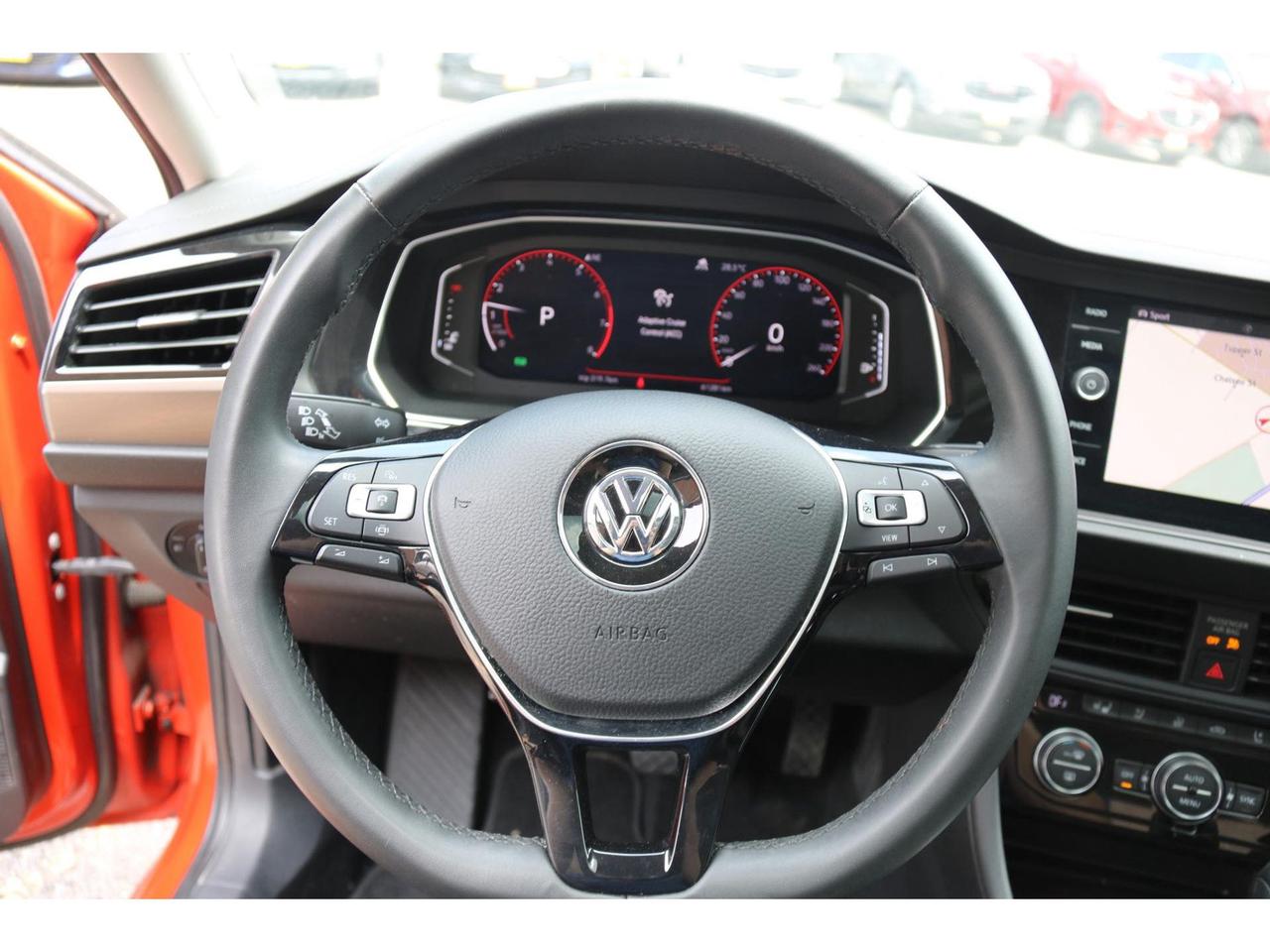 2020 Volkswagen Jetta Execline Photo