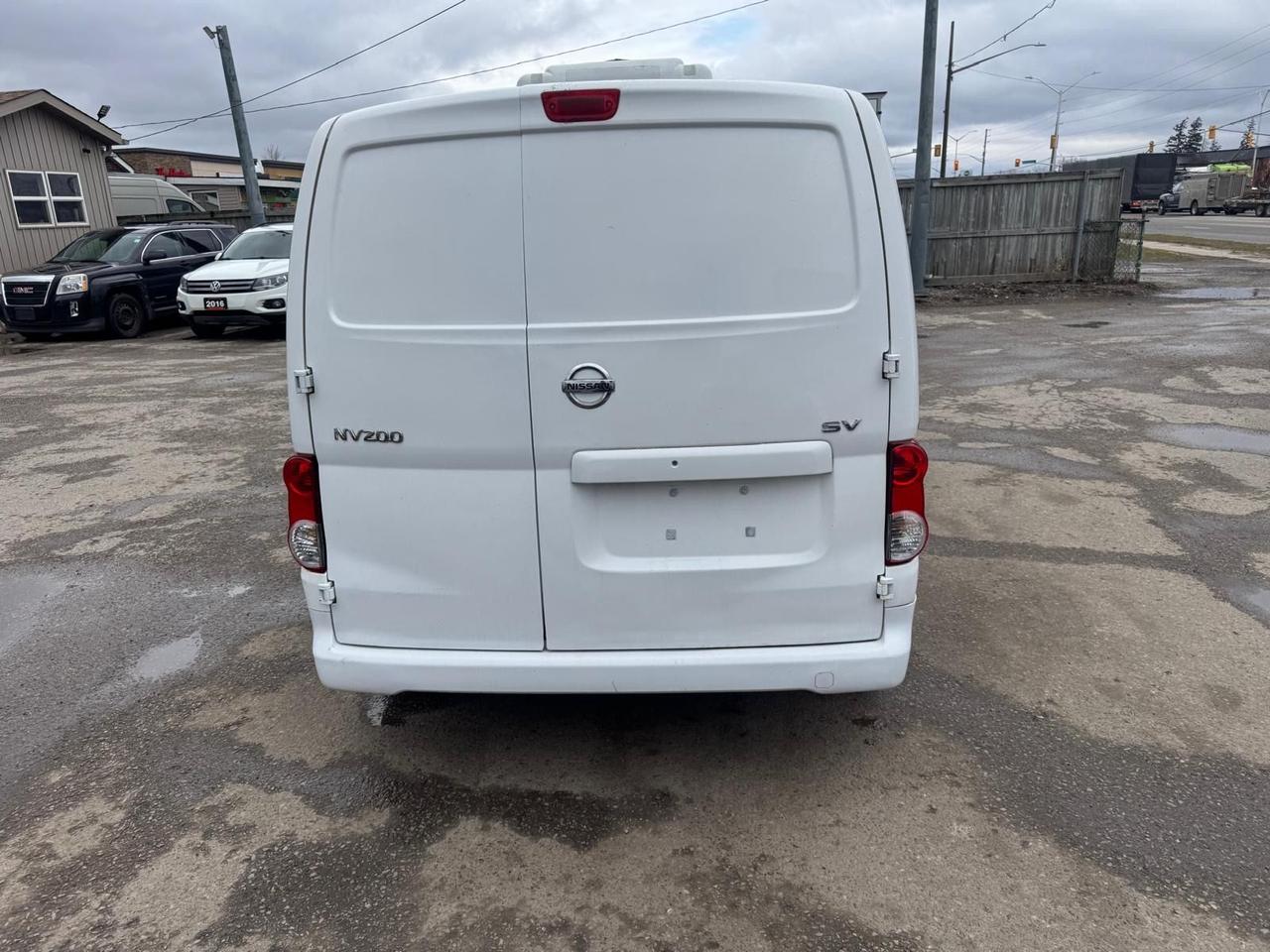 2014 Nissan NV200 SV, REEFER, REFRIDGERATION, FREEZER, CERTIFIED Photo