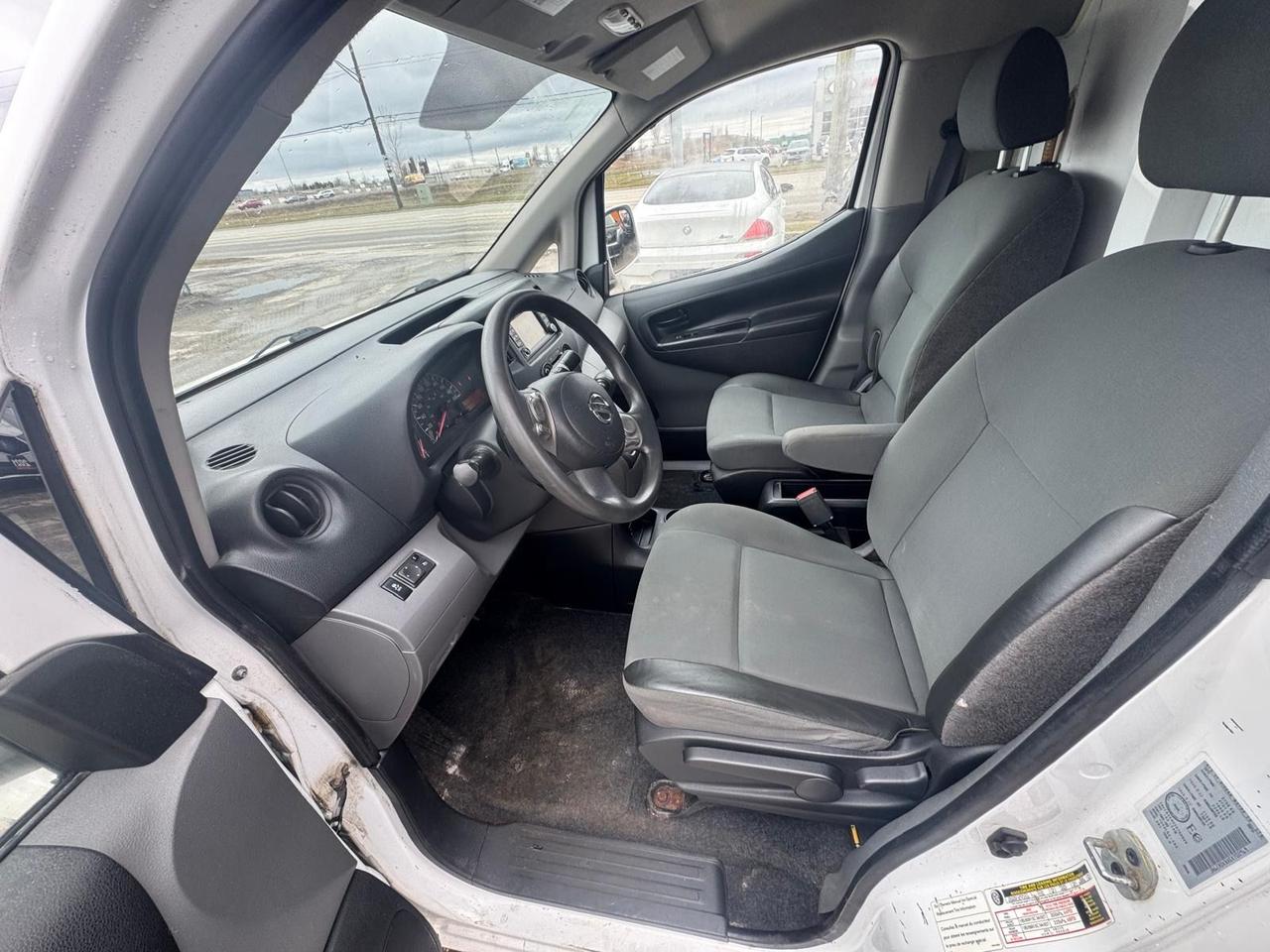 2014 Nissan NV200 SV, REEFER, REFRIDGERATION, FREEZER, CERTIFIED Photo