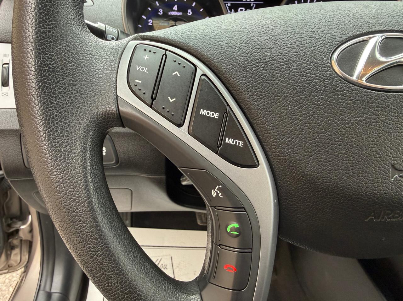 2016 Hyundai Elantra 4DR SDN AUTO GL Photo