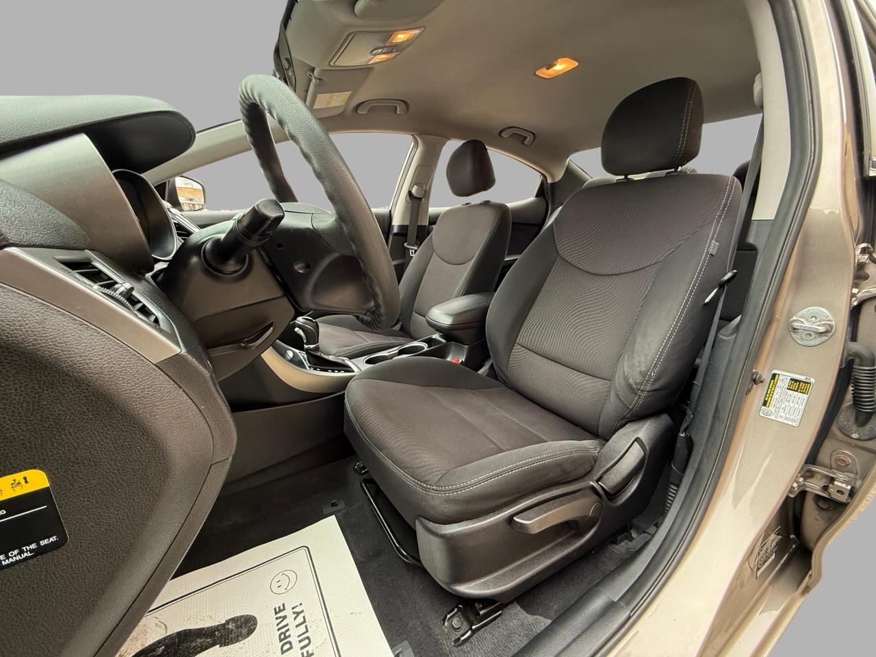 2016 Hyundai Elantra 4DR SDN AUTO GL Photo