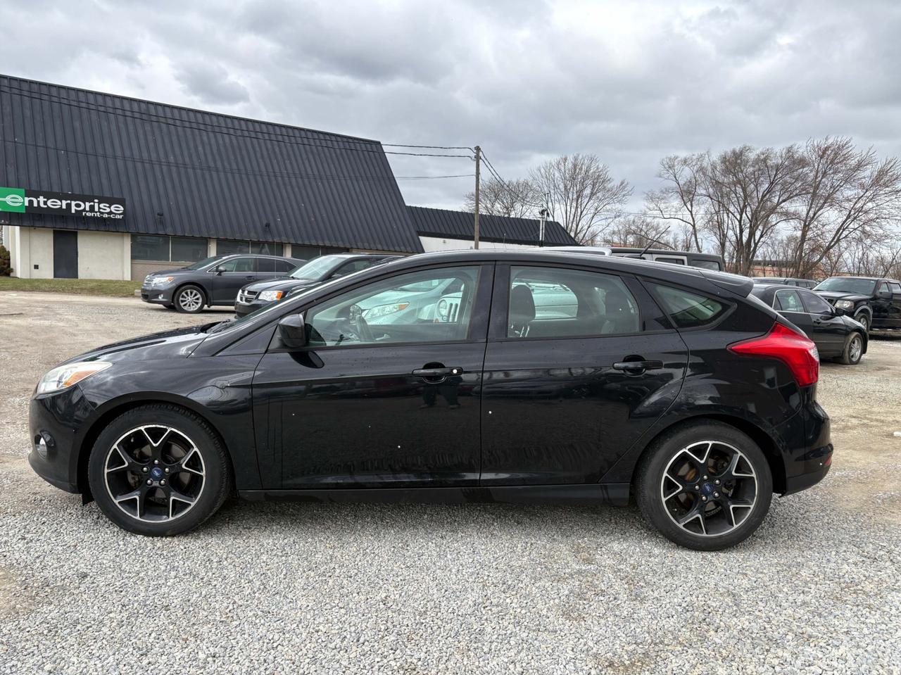 2012 Ford Focus SE - Safety Included and 1-Year Powertrain Warranty Photo