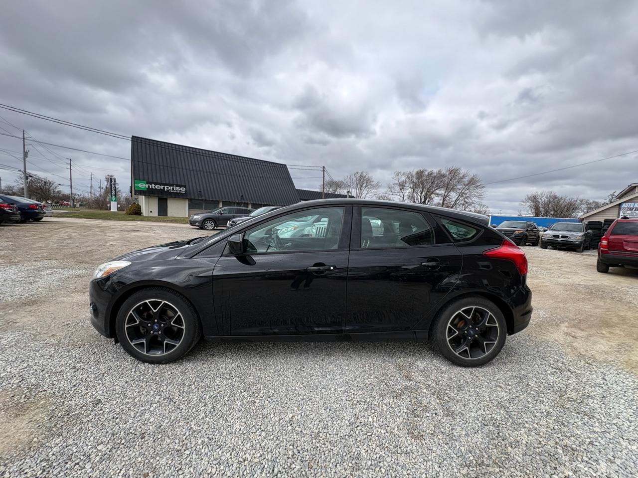 2012 Ford Focus SE - Safety Included and 1-Year Powertrain Warranty Photo
