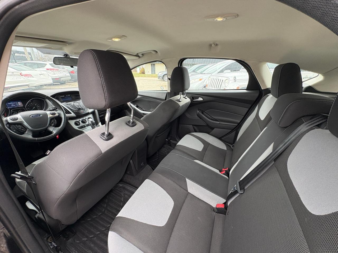 2012 Ford Focus SE - Safety Included and 1-Year Powertrain Warranty Photo