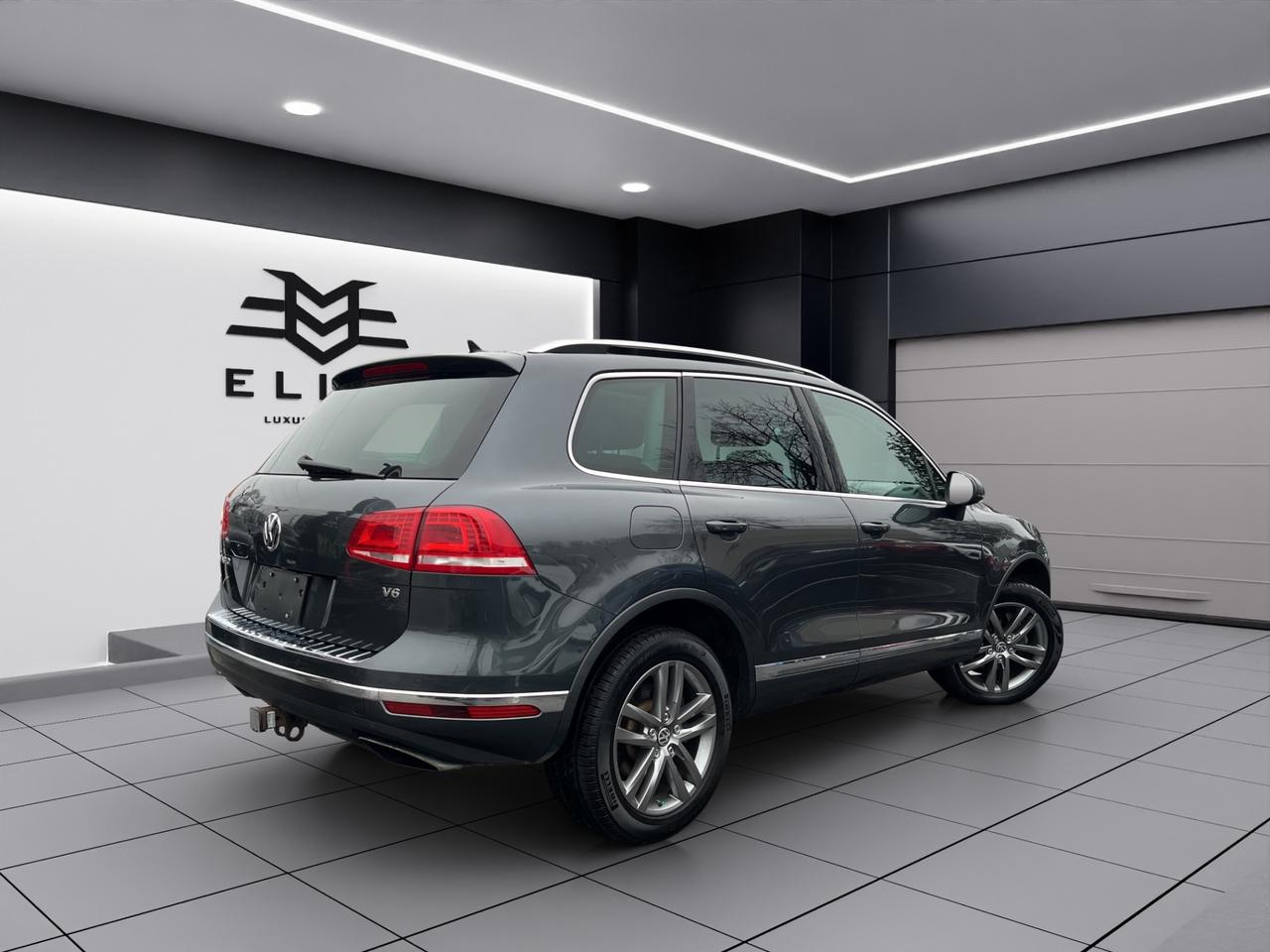 2016 Volkswagen Touareg V6 Highline Pkg - Leather - Awd - Navi !! Photo