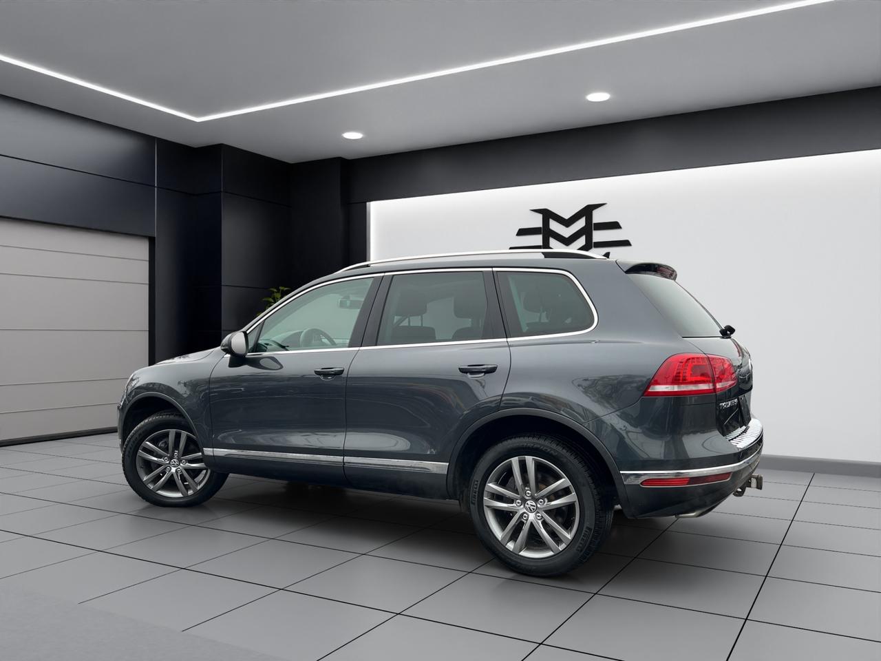 2016 Volkswagen Touareg V6 Highline Pkg - Leather - Awd - Navi !! Photo
