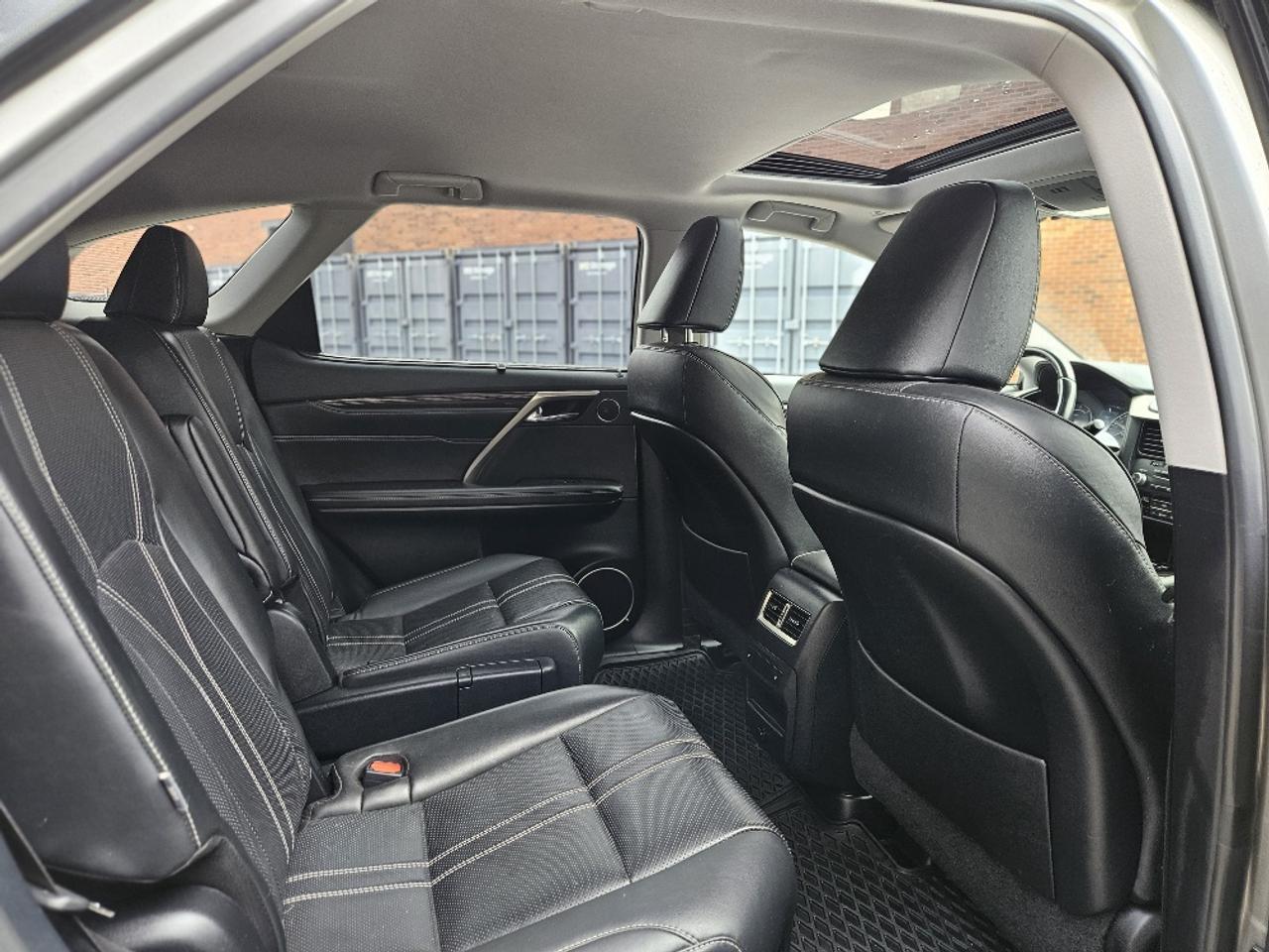 2018 Lexus RX RX 450hL - HYBRID-6 PASSENGER-NEW BRAKES & TIRES Photo
