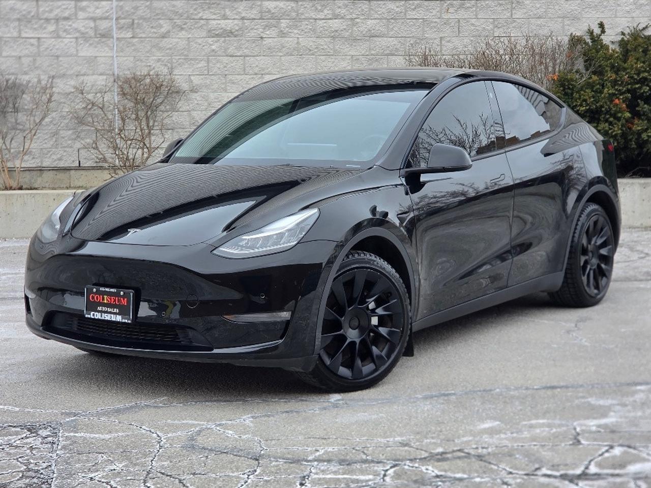 Used 2023 Tesla Model Y LONG RANGE AWD-DUAL MOTOR-CERTIFIED for sale in Toronto, ON