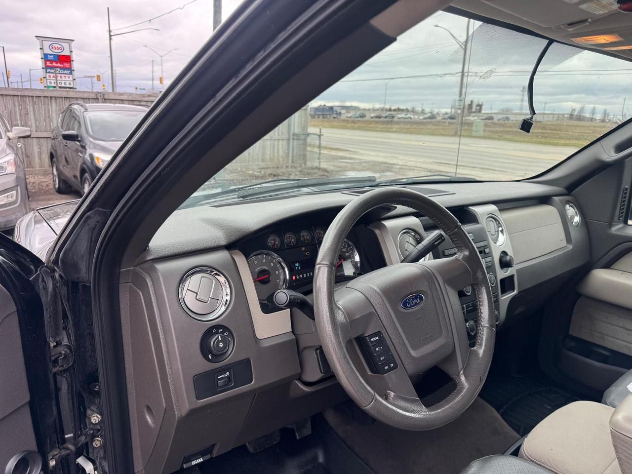 2009 Ford F-150 XLT, 5.4 V8, WELL MAINTAINED, 4X4, TOPPER, CERT Photo