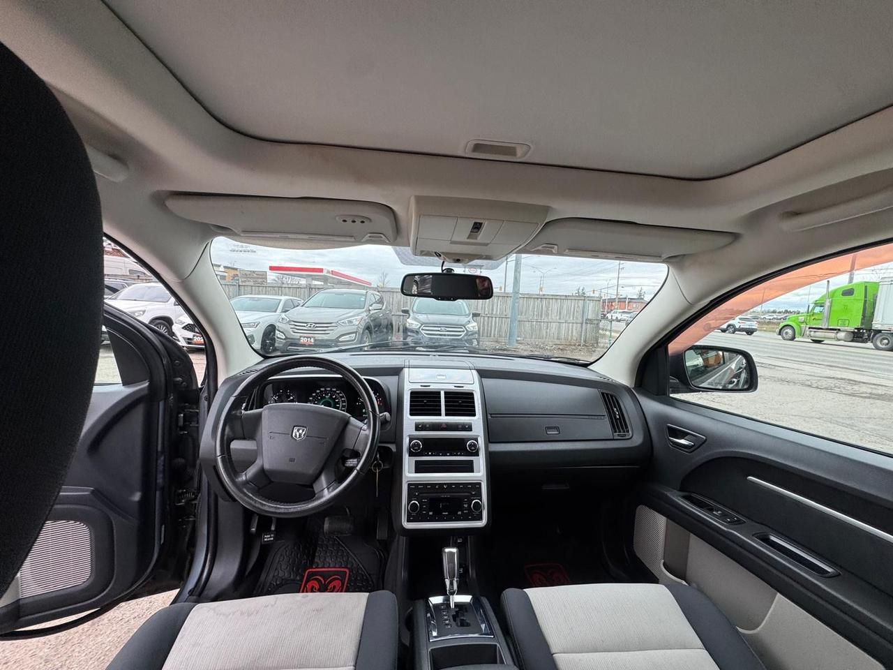 2009 Dodge Journey SXT, AUTO, ONLY 69KMS, V6, VERY CLEAN, CERTIFIED Photo