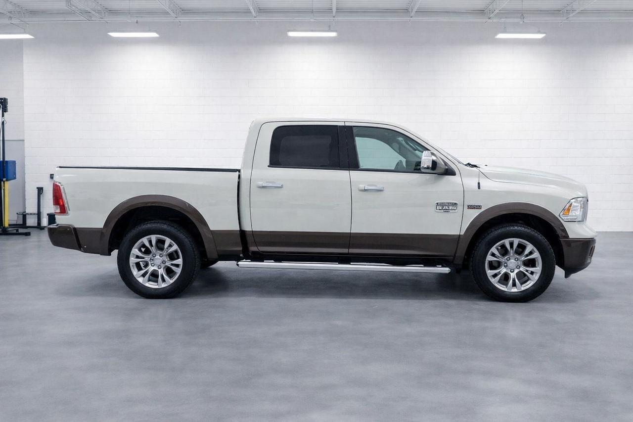 2017 RAM 1500 4WD Crew Cab Longhorn One Owner Photo4