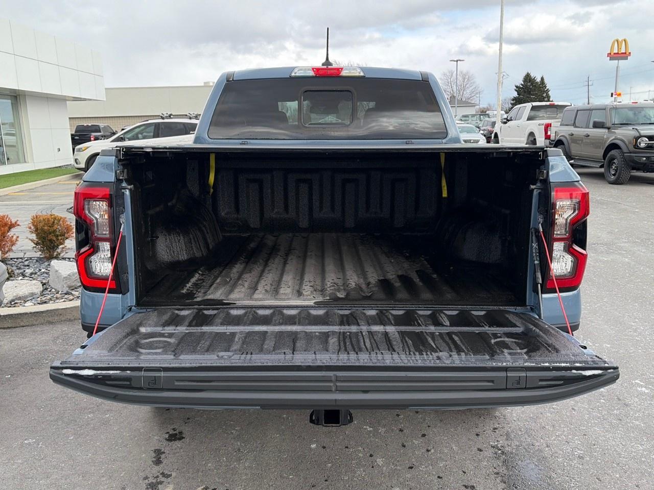 2025 Ford Ranger XLT 4WD SuperCrew 5' Box Photo4