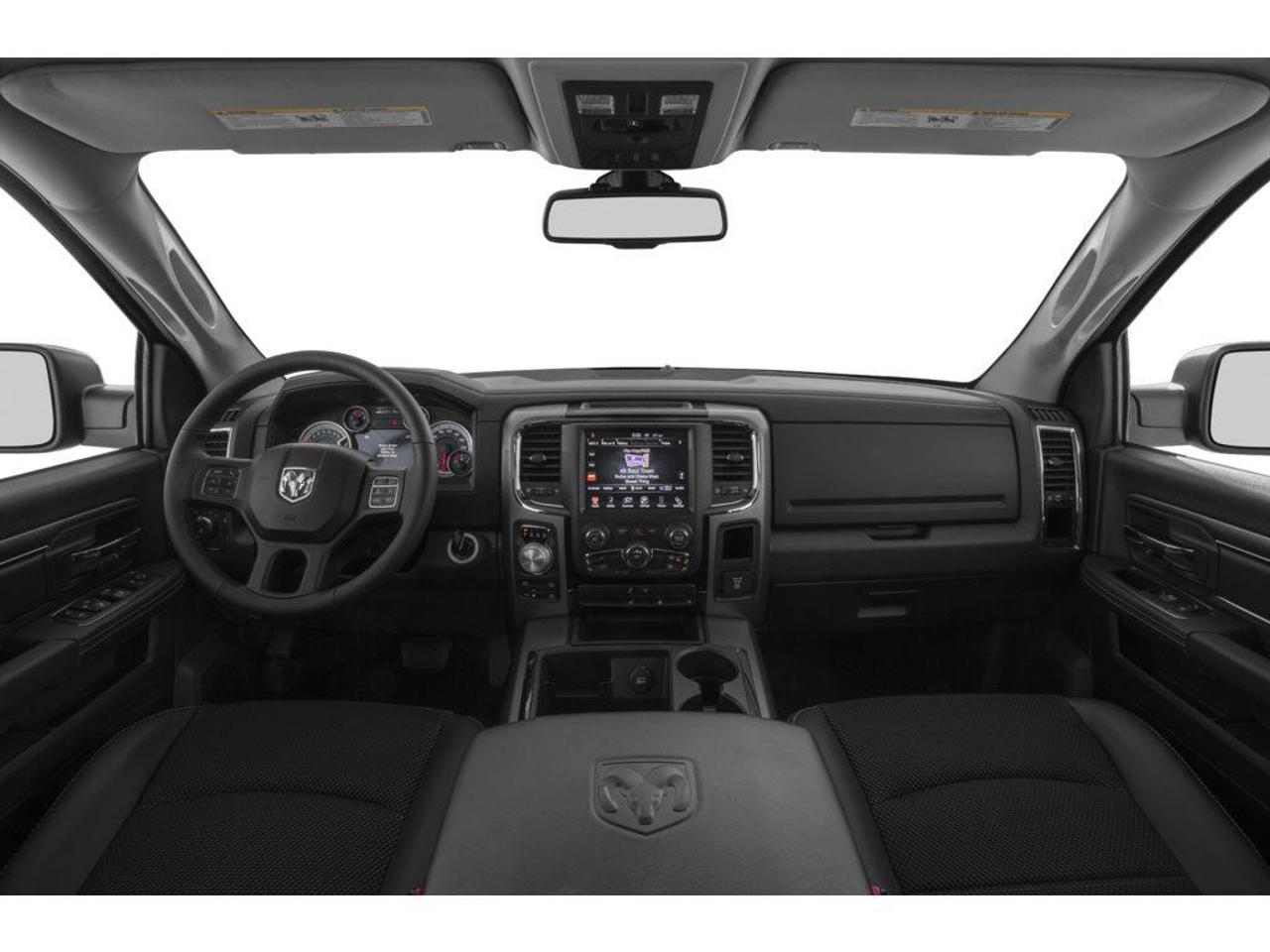 2015 RAM 1500 SPORT Photo4