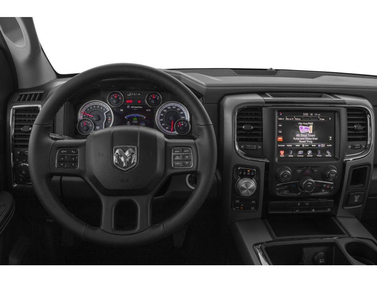 2015 RAM 1500 SPORT Photo3