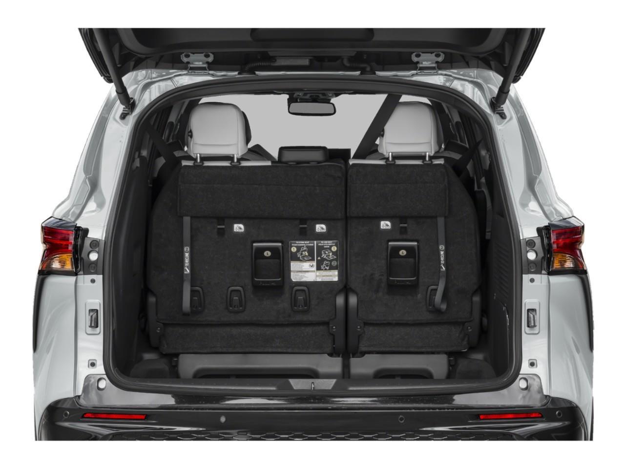 2025 Toyota Sienna XSE 7-Passenger Photo