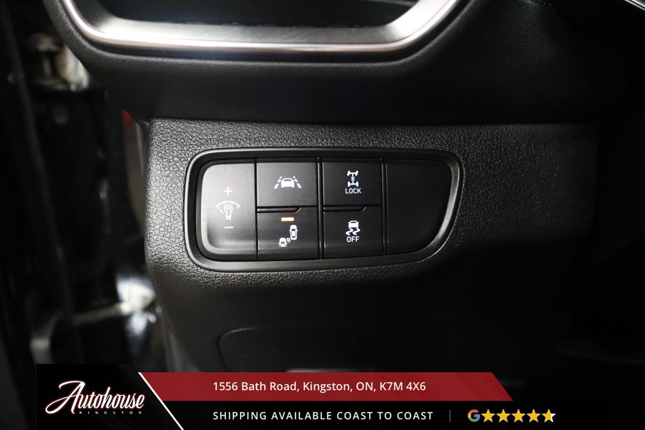 2020 Hyundai Santa Fe Preferred 2.4 ALL WHEEL DRIVE - APPLE CARPLAY & ANDROID AUTO Photo