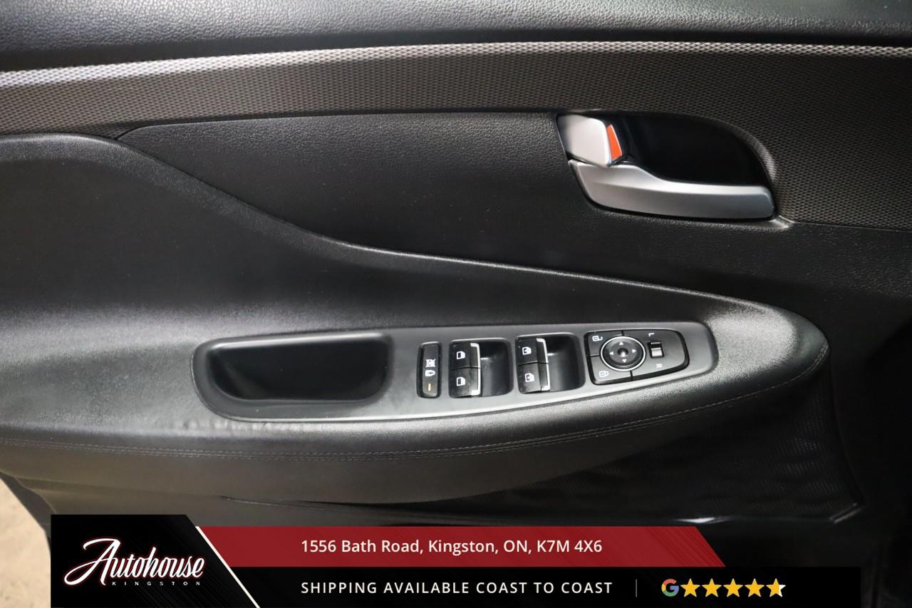 2020 Hyundai Santa Fe Preferred 2.4 ALL WHEEL DRIVE - APPLE CARPLAY & ANDROID AUTO Photo