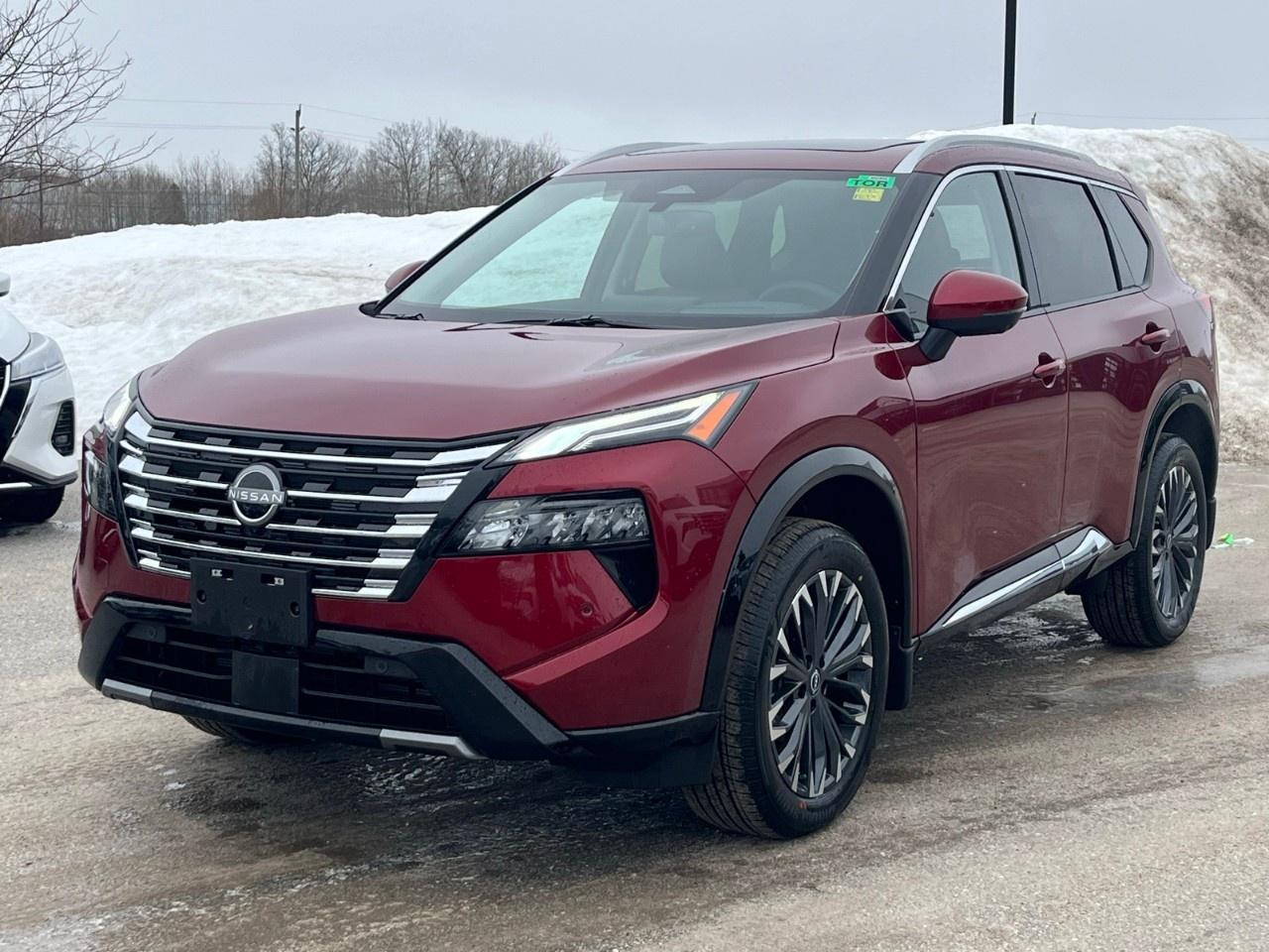 2026 Nissan Rogue AWD Platinum Photo2