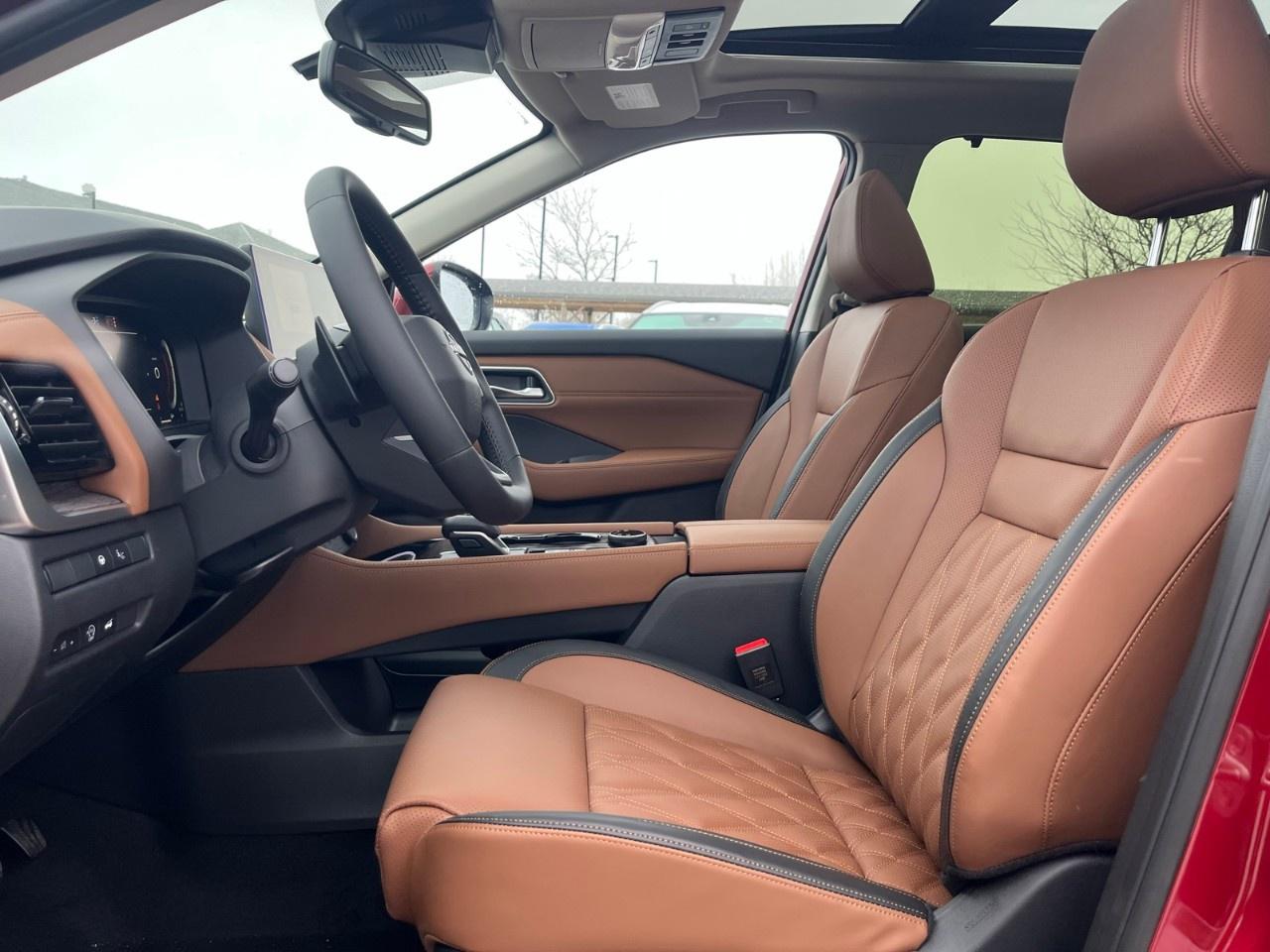 2026 Nissan Rogue AWD Platinum Photo