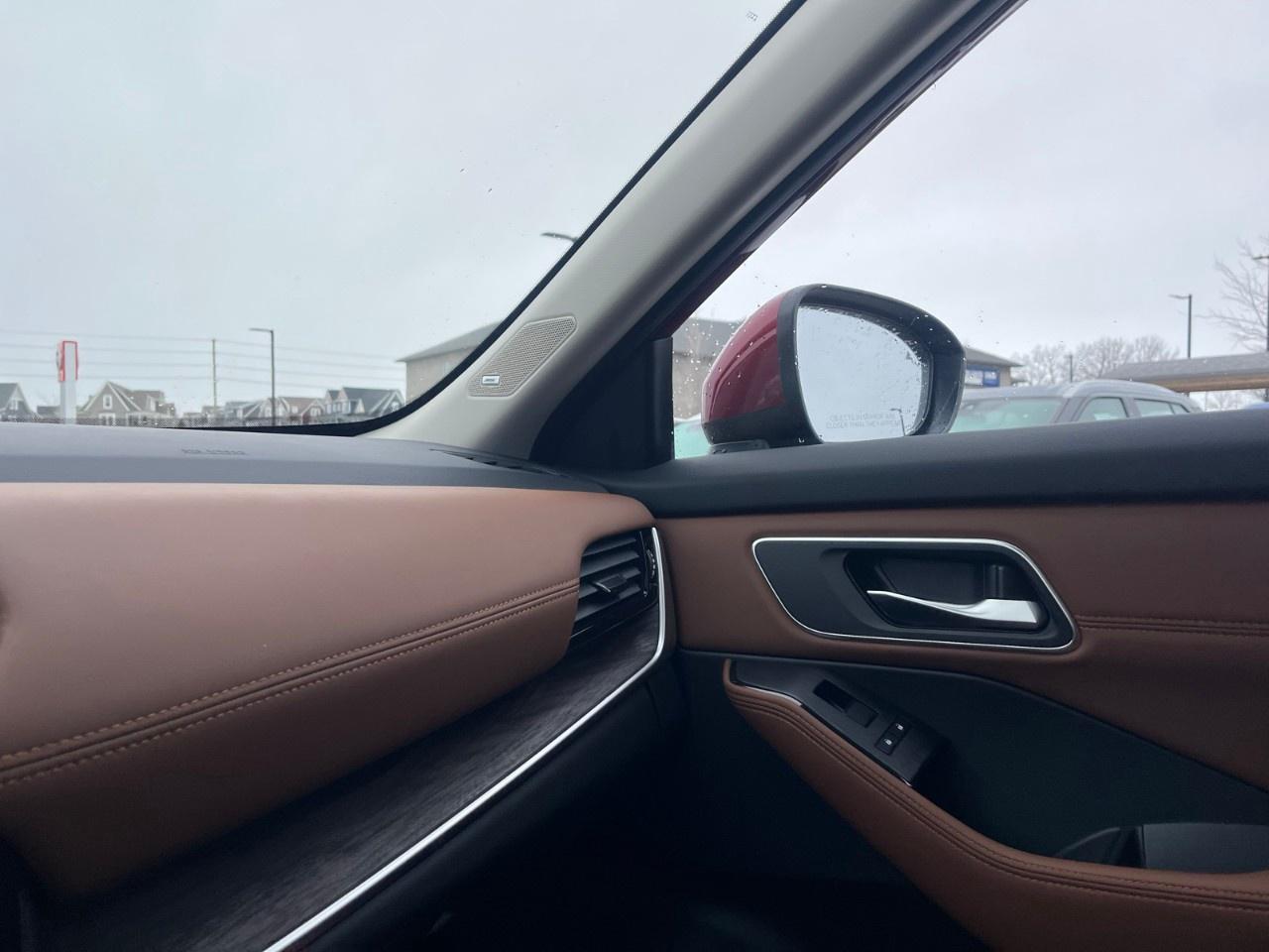 2026 Nissan Rogue AWD Platinum Photo