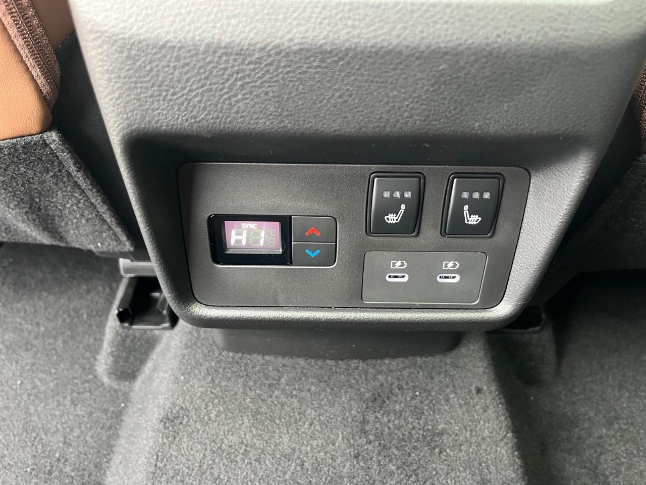 2026 Nissan Rogue AWD Platinum Photo