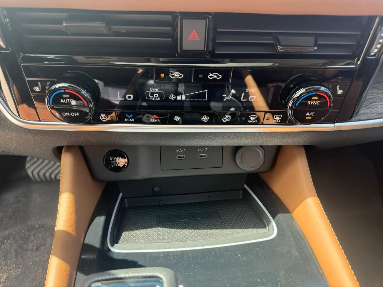 2026 Nissan Rogue AWD Platinum Photo