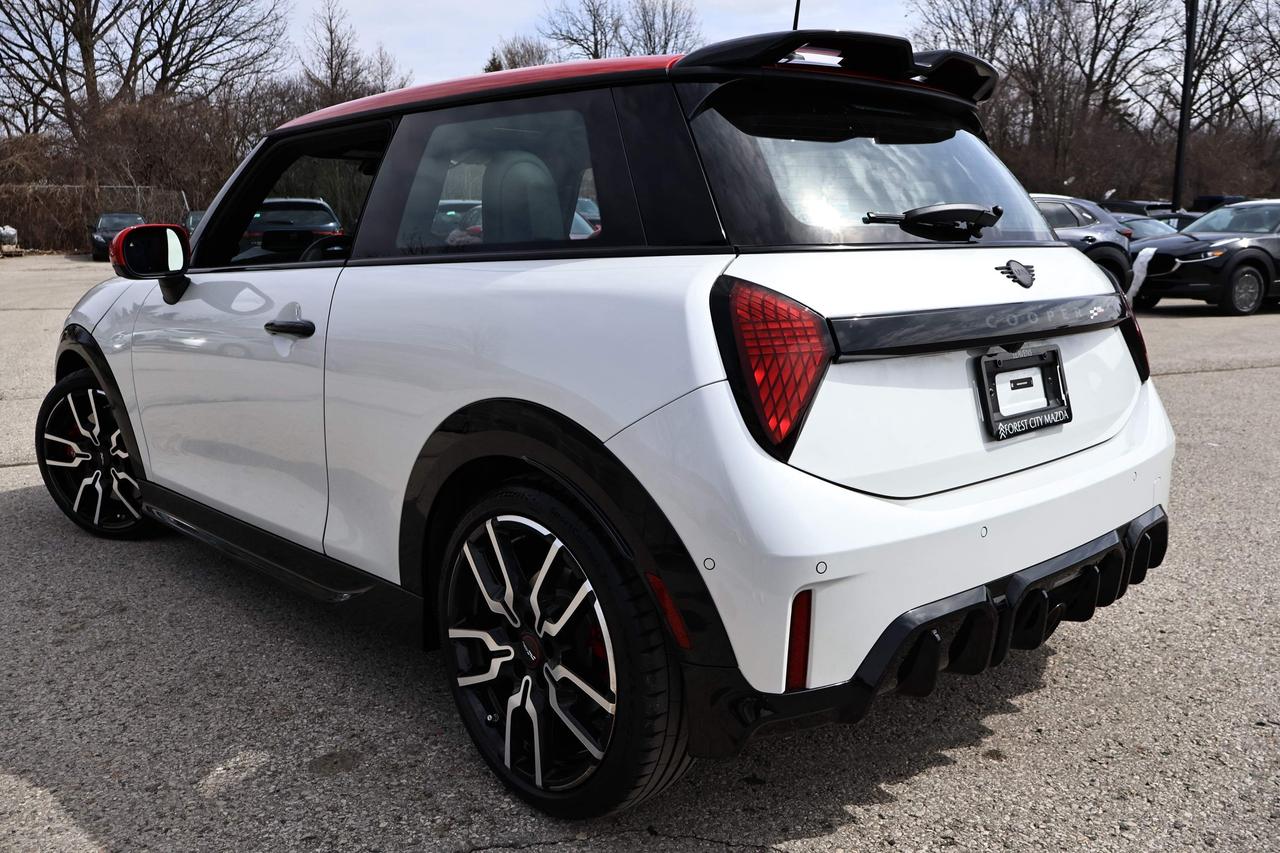 2025 MINI 3 Door John Cooper Works Photo
